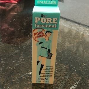 The Pore fissionable pore primer